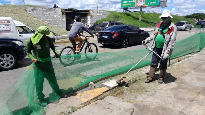 Prefeitura de Juazeiro realiza mutirões limpeza em diversos pontos da cidade