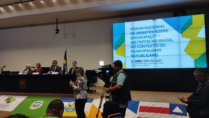 Vereadores de Casa Nova participam do Fórum Nacional de debates sobre Emancipação de Distritos no Brasil 